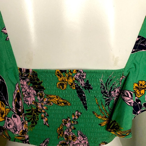 NWT Maaji Heaven Green Print Crop Top - Sz M - Picture 6 of 10